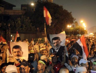 مصر: اشتباكات بين مؤيدي مرسي ومعارضيه