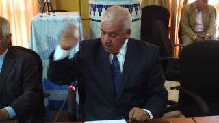 عضو بمجلس جهة الحسيمة يفضح صفقات الطرق المغشوشة