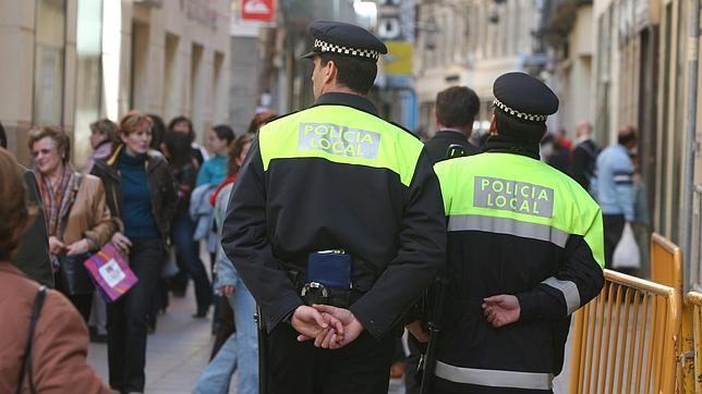 احتجاجات رجال الأمن بجهة أندلوسيا بإسبانيا من أجل حقوقهم