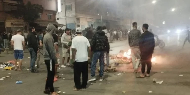 محاولة اقتحام مركز للدرك بالقليعة تنتهي بمقتل شخصين وإصابة آخرين