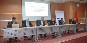 جمعية الحسيمة للتنمية تستطلع رأي الساكنة حول الشأن المحلي بالحسيمة