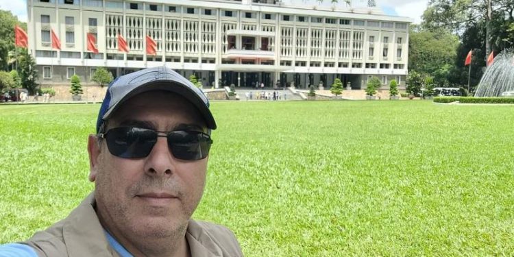 ومضات من سايغون أم ملحمة كسر القيد: حكاية الدبابة 390 و843