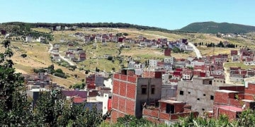 البناء غير القانوني يزحف على غابات تطوان ويغير وجه هوامشها