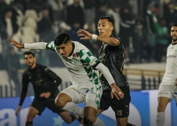 اتحاد طنجة يندد بالتحكيم ويطالب بفتح تحقيق بعد مواجهة الرجاء