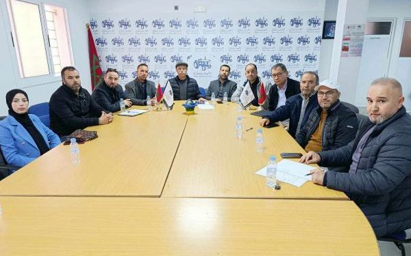 اجتماع تنظيمي لحزب الأصالة والمعاصرة بالحسيمة لإعداد برنامج عمل الحزب