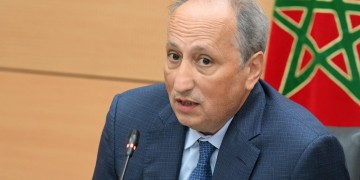 الأستاذات يطالبن برادة بالحماية