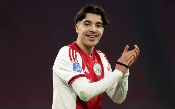 بونيدا وحلحال ينضمان للمنتخب الوطني