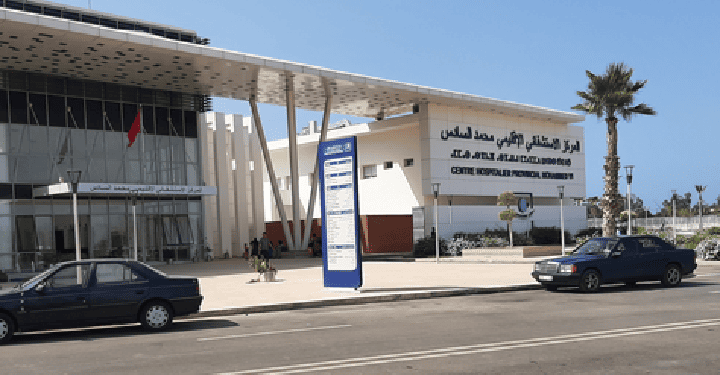 النقابة الوطنية للصحة بالحسيمة تنبه إلى اختلالات في البرامج الصحية وسط الوضع الوبائي المقلق