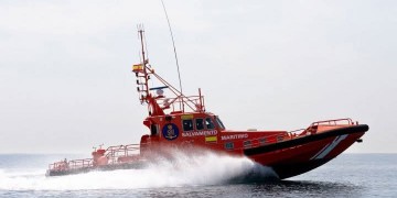 إنقاذ دراجة مائية قبالة موتريل يفتح فرضية اختفاء شبان من بوعياش