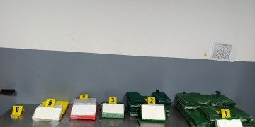 طنجة: الشرطة القضائية تفتح تحقيقا حول محاولة تهريب كوكايين من أمريكا اللاتينية