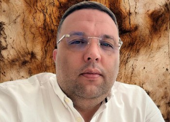 لقاءات تشاورية من اجل لا شيء …