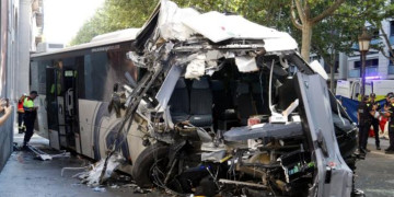 عشرات الجرحى في اصطدام حافلة بمبنى في مدينة “ليريدا” الإسبانية