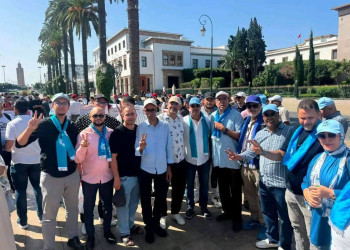الجامعة الوطنية للتعليم تحتج أمام البرلمان ضد فرض رسوم على الدراسة الجامعية