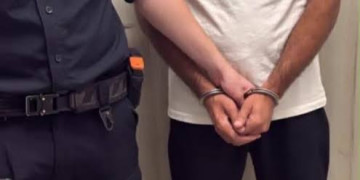 توقيف نادل مقهى بالحسيمة للاشتباه في تحرشه بفتاة قاصر…