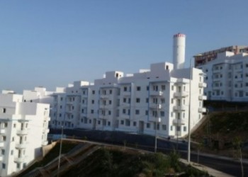 الحسيمة: 1500 أسرة في “ديار البحر” تحت قبضة سنديك بلا صفة قانونية