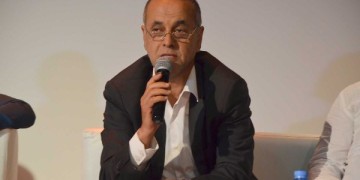 الثروة بيد الكبار ويبقى الفتات للصغار