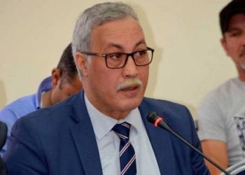 تدوينة تجر رئيس جماعة لوطا بالحسيمة إلى التحقيق