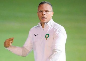 الاتحاد الأفريقي لكرة القدم أخطأ الموعد مع المدرب محمد وهبي وظلمه