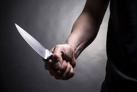 الحسيمة: خلاف عابر داخل مقهى يتحول إلى اعتداء بالسلاح الأبيض