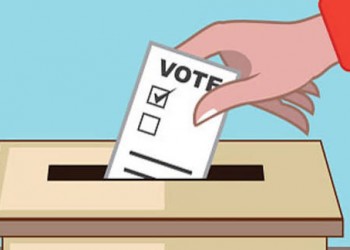 التصويت إلزامي لكل مواطن يتراوح عمره ما بين 18 و 70 سنة