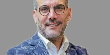 طنجة: تكريم الإعلامي سعيد كوبريت تقديرا لمساره المهني والثقافي
