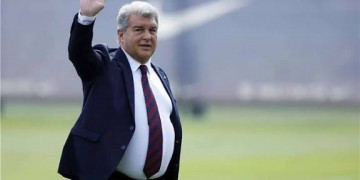 لابورتا يستعد للرقصة الأخيرة: نهاية حقبة “المنقذ” لنادي برشلونة