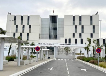 تطوان: تنصيب مدير جديد للصحة على وقع احتقان مهني وغياب المدير العام للمجموعة الصحية.