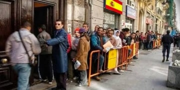 المغرب يسرّع إجراءات تسوية أوضاع المغاربة غير النظاميين في إسبانيا