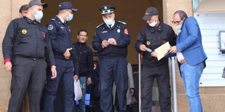 نقابة تدعو إلى إضراب وطني بالمحاكم وتستنكر ” عسكرتها “