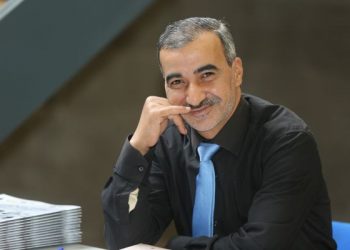 شراء الذمم الانتخابية: كيف تحول الفقراء إلى قطيع؟