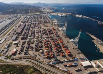ميناء طنجة المتوسط يكتسح المتوسط ويقترب من عمالقة شمال أوروبا