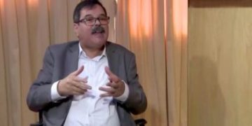 في الجزائر الانفعال سياسة دولة… للأسف