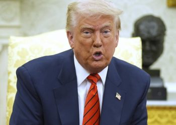 ترامب يزور السعودية وقطر والامارات