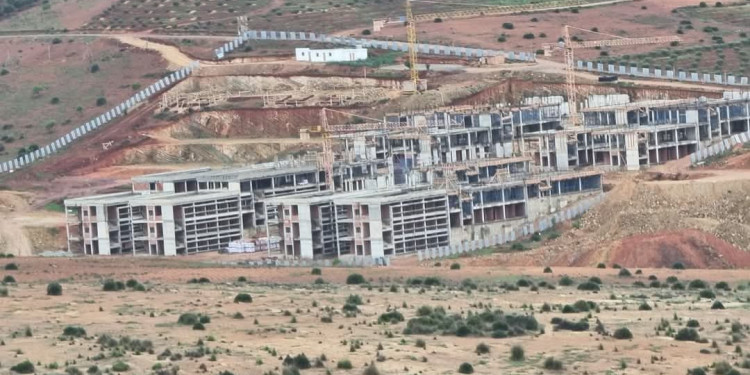 آيت قمرة.. القطب الجامعي يرفع حرارة السوق العقارية