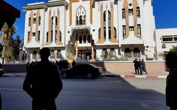 مواطنات بالحسيمة يطالبن بإنصافهن